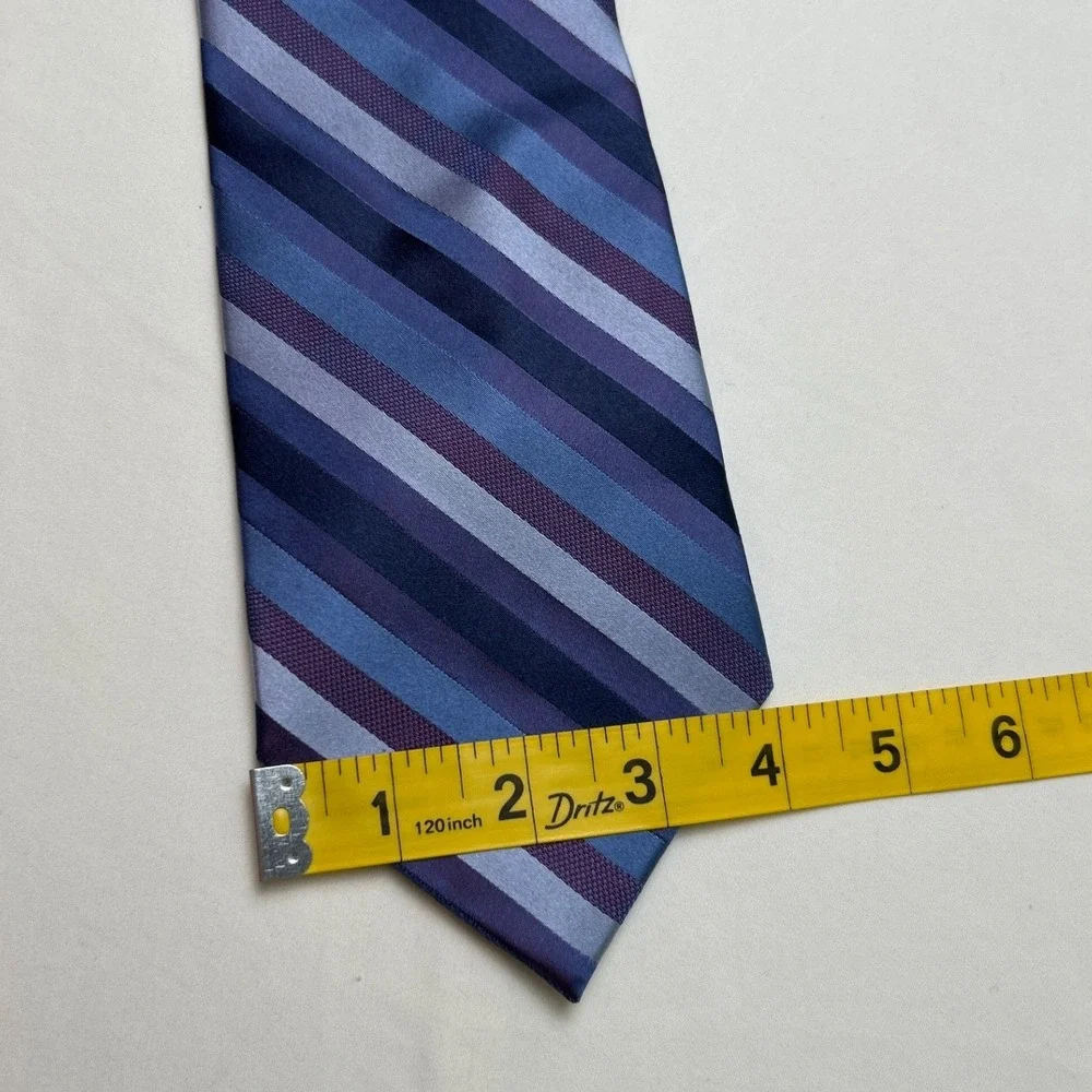 Paul Dione Mens Silk Striped Classic Necktie 61